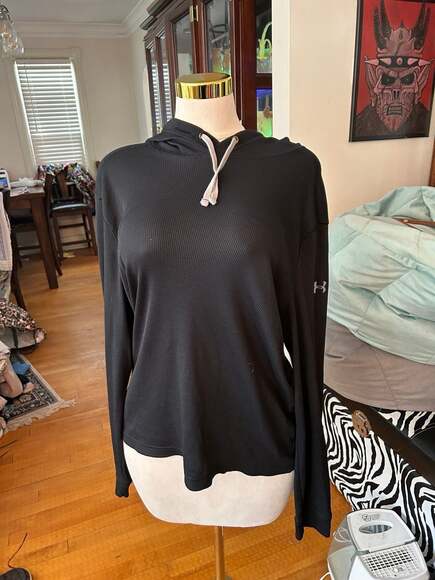 Under armor hoodie size large - Picture 1 of 4